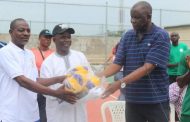 Nimrod donates 111 balls and 24 nets to state associations